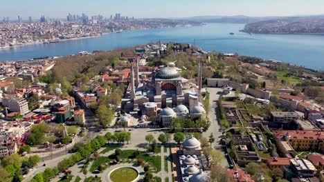 hagia sophia vista aérea con un avión no tripulado desde estambul.