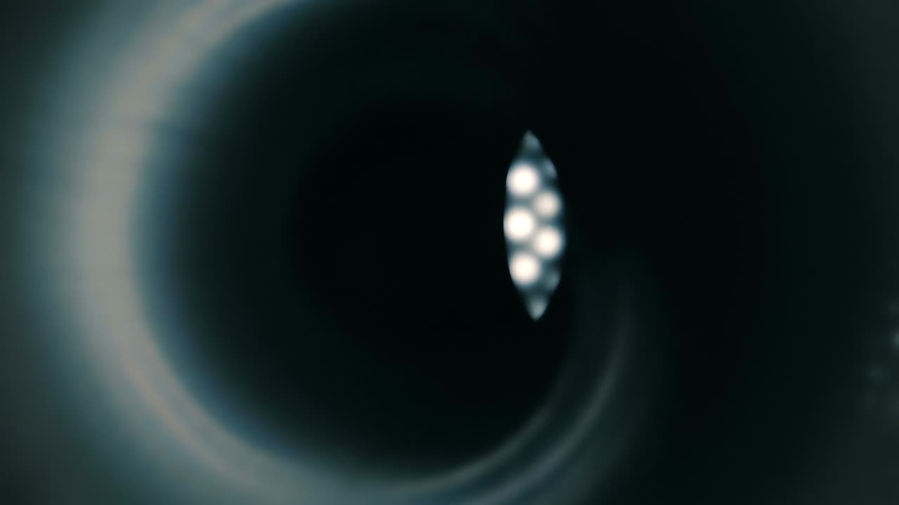 Cirkel LED-lys med forskellige glødeffekter på sort baggrund. Makro