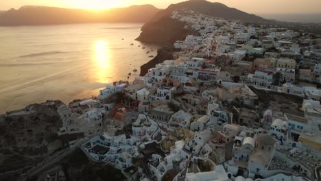pueblo de oia, isla de santorini, grecia