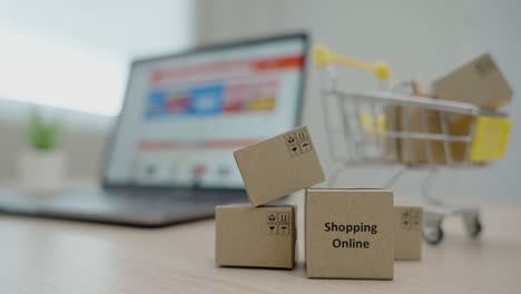 la entrega en línea de paquetes y bienes es una forma de comercio electrónico que permite a los consumidores comprar bienes directamente a los vendedores a través de internet.