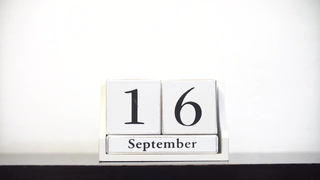 White Calendar Time Lapse September