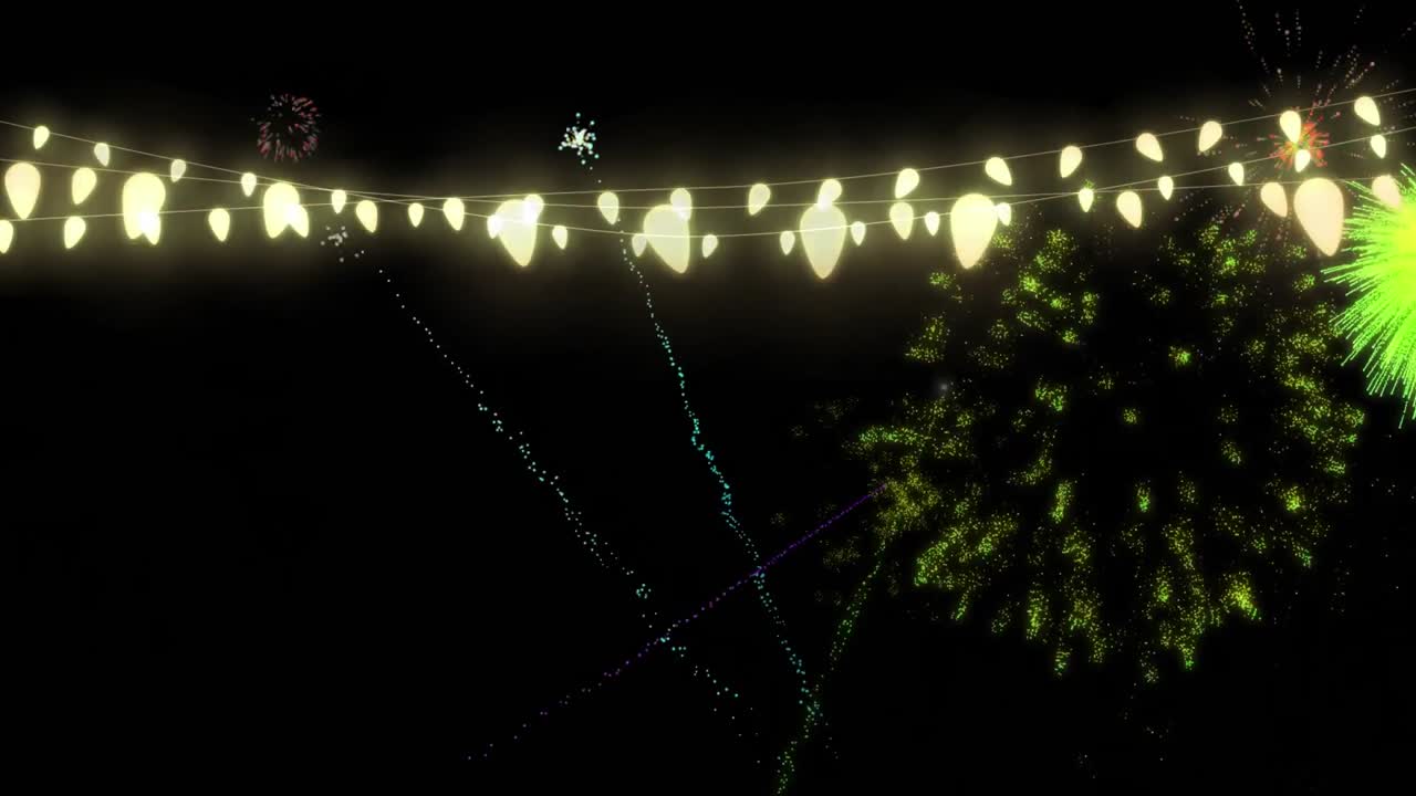 Animation von Lichterketten mit Weihnachts- und Neujahrsfeuerwerken, die am Nachthimmel explodieren