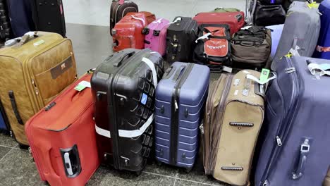 abandonned or lost luggage at the montreal international airport