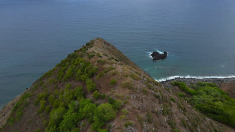 Aerial-dolly-forward-over-Halawa-Valley-in-Molokai-Hawaii