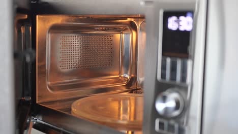 empty microwave oven