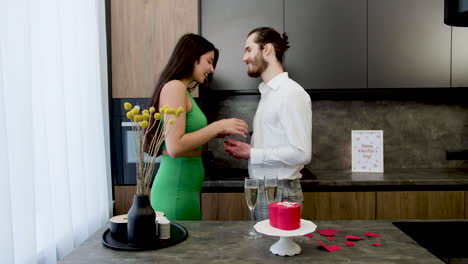 Romantic-couple-in-the-kitchen