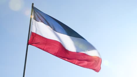 Bandera-Holandesa-Boca-Abajo-Como-Protesta-De-Los-Granjeros-Holandeses