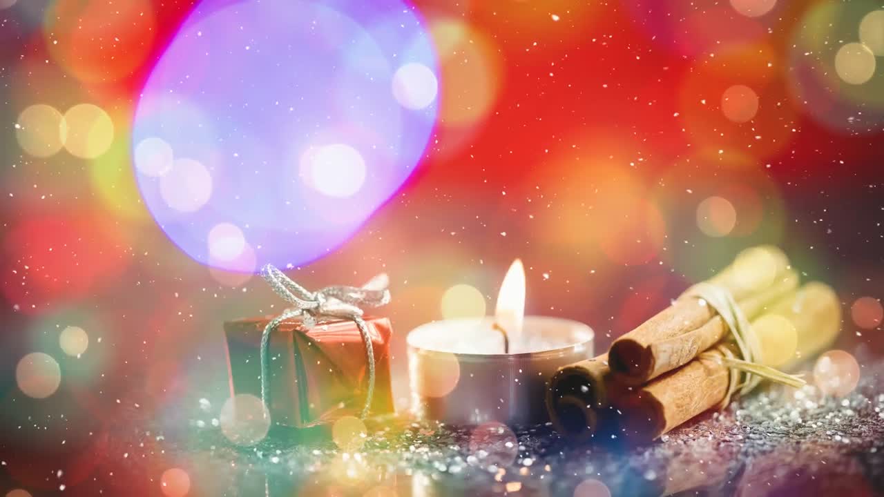 nieve cayendo con decoraciones de navidad