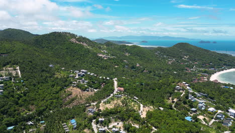 Vista-Aérea-Por-Drones-De-Las-Tierras-Altas-De-La-Isla-De-Koh-Phangan