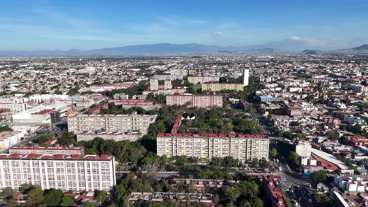 Toma del complejo de apartamentos Tlatelolco en la Ciudad de México