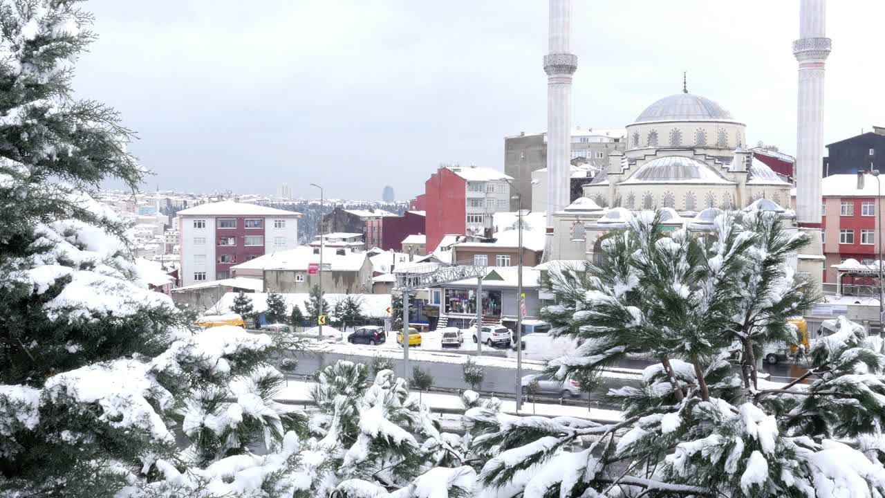 İstanbul, Türkiye üzerinde kar yağıyor, karlı bir gün