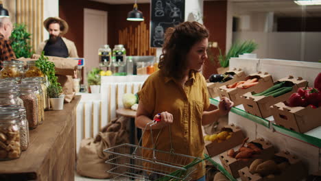 client adds organic veggies to basket