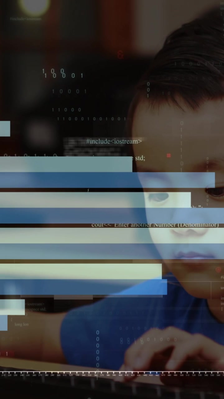 Animazione di elaborazione dati statistici su ritratto di ragazzo asiatico che usa il computer a scuola.
