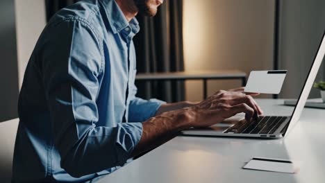 online shopping with credit card