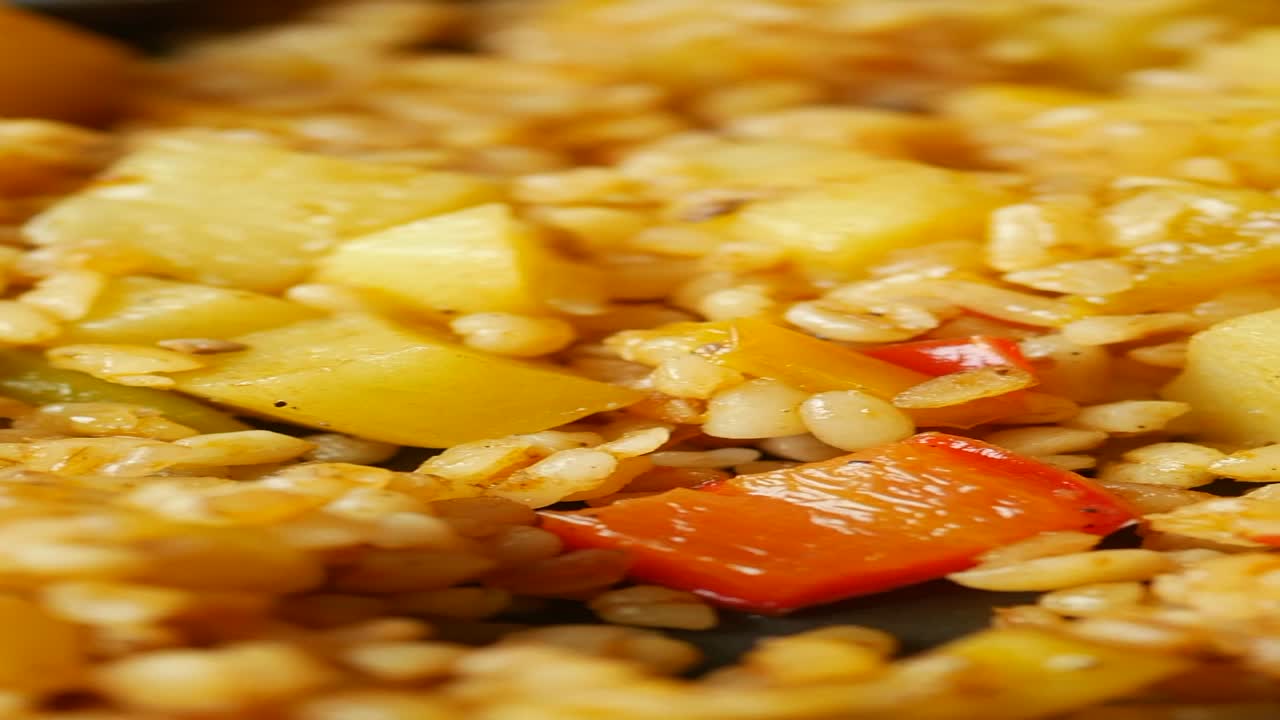 plato de cebada y verduras