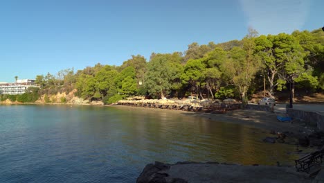 Paralia-Mikro-Neorio-En-La-Isla-De-Poros-Grecia