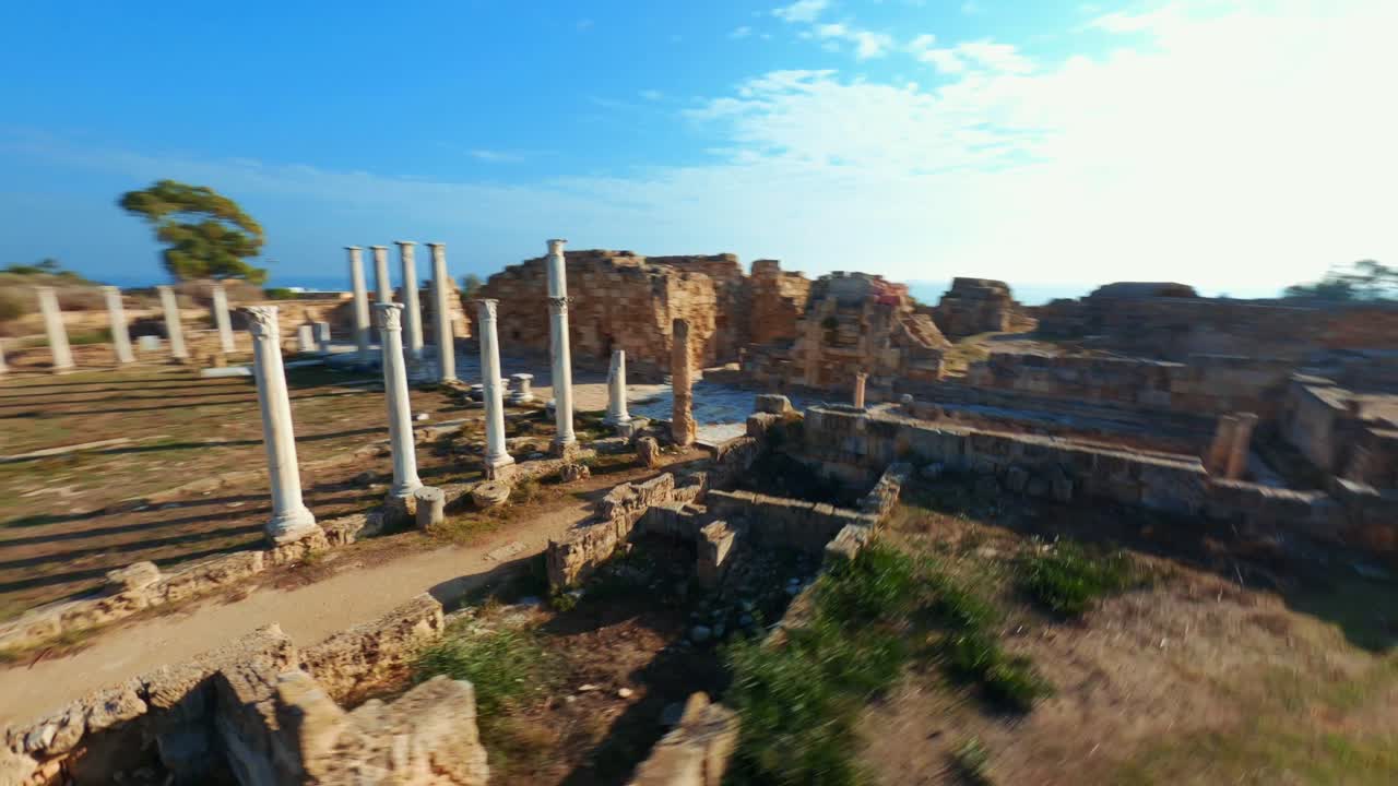 vista aérea de la antigua ciudad de salamis en el norte de chipre
