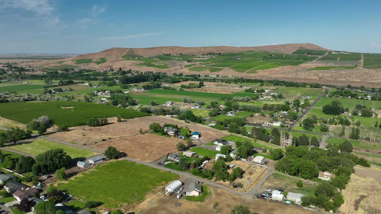 Aerial view of Benton City's rural landscape in Eastern Washington