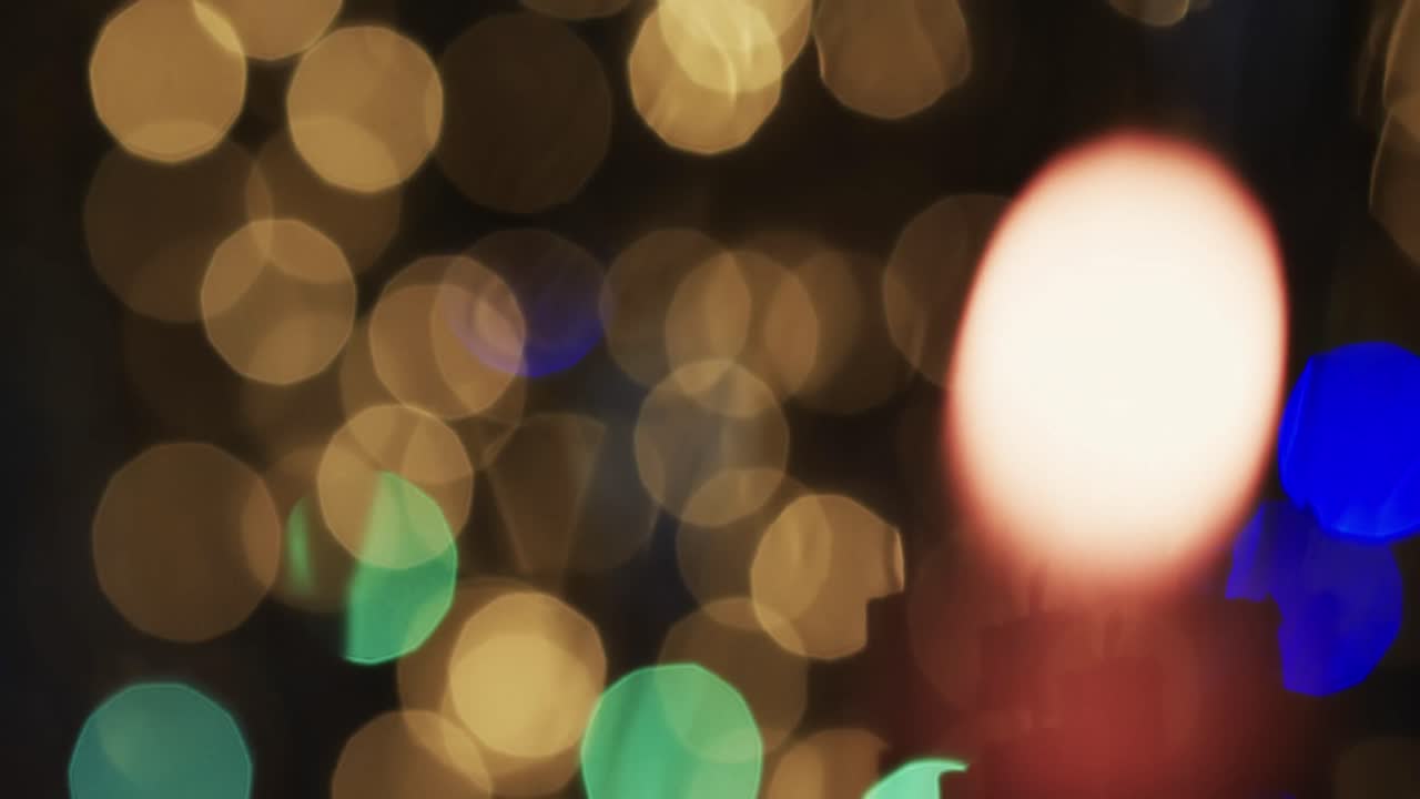 video de puntos de luz bokeh amarillos parpadeantes con espacio de copia
