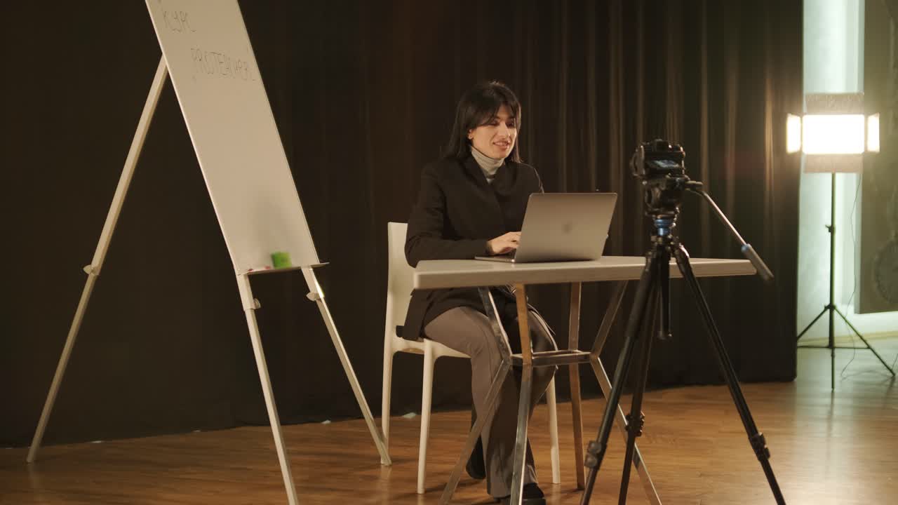 여성 관리자 교육 비디오 코스 녹화