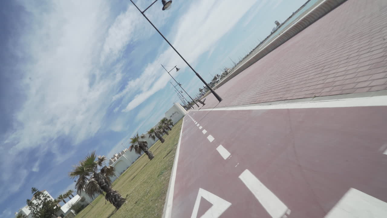 360 barrel camera roll at promenade