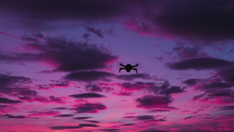 Drone-flying-into-the-sunset-with-beautiful-colors