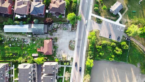 Flying-Sideways-Over-Neighborhood-Housing-Block-with-Open-Middle