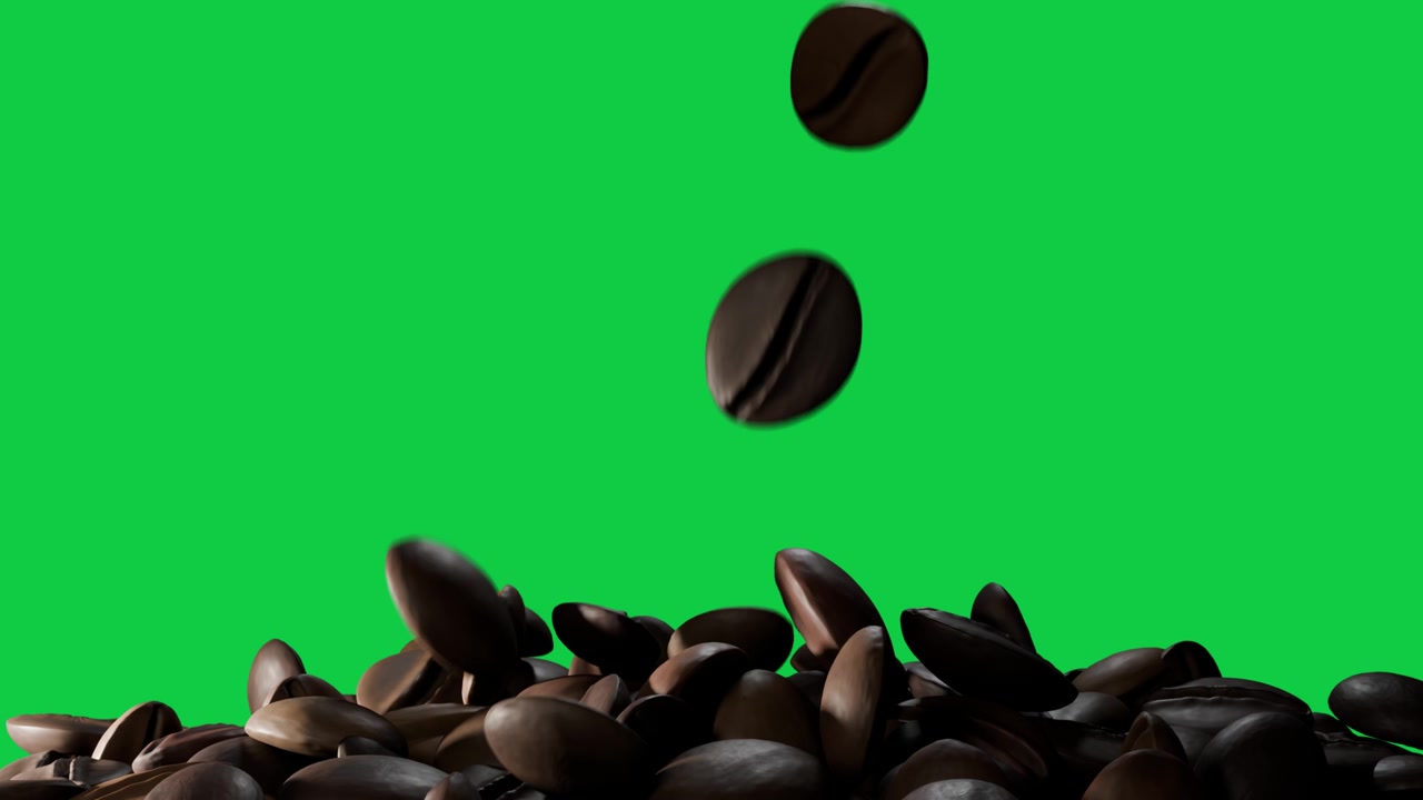 Chicchi di caffè tostati che cadono dall'alto, causando lo spostamento e l'assestamento di un mucchio su sfondo trasparente.