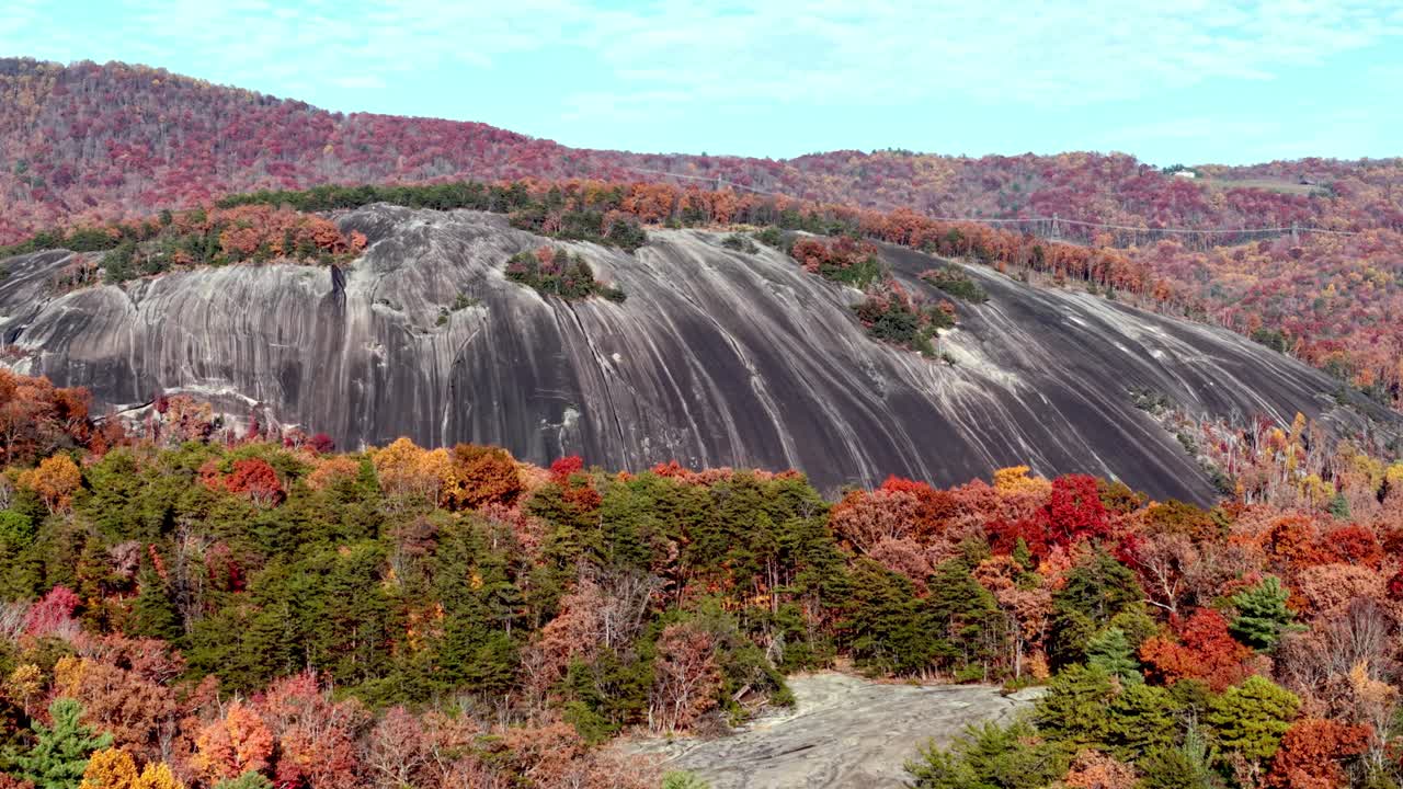 돌산 NC로 공중 돌진