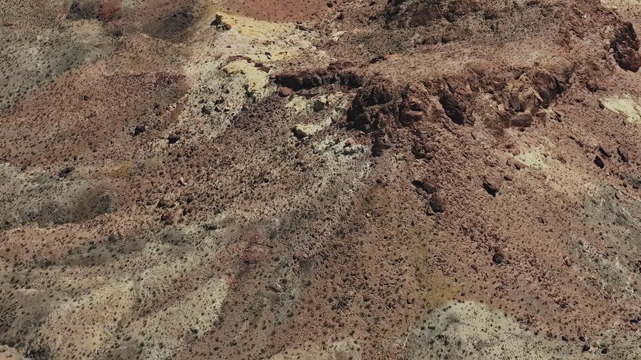 Luchtfoto van rotsachtig terrein in de VS overdag