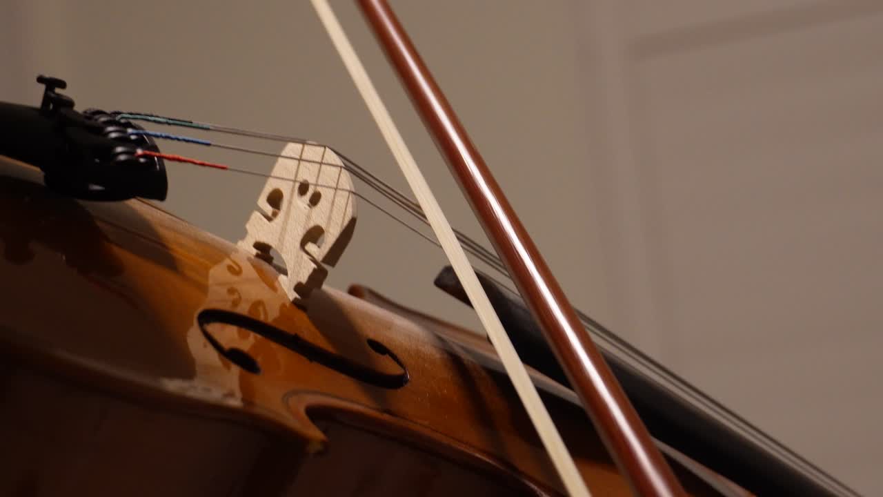 演奏小提琴的技巧