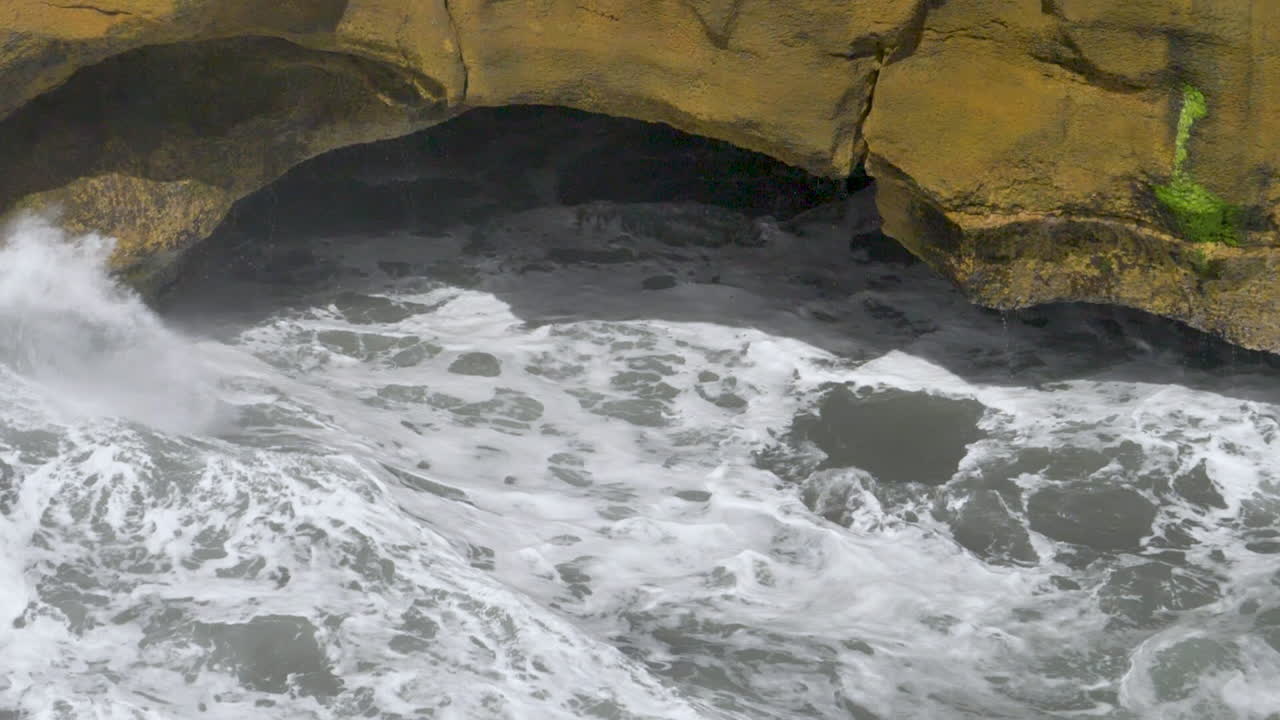 Slow Motion Wave in Sea cave - Punakaiki, New Zealand