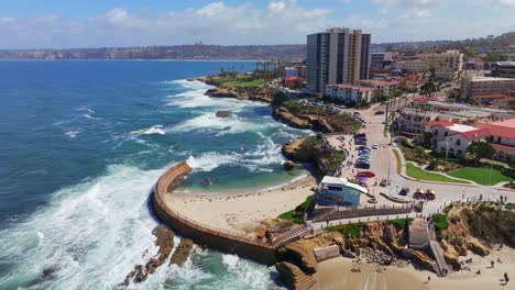 La-Jolla-Cove-Beach-In-San-Diego,-California,-USA---aerial-shot