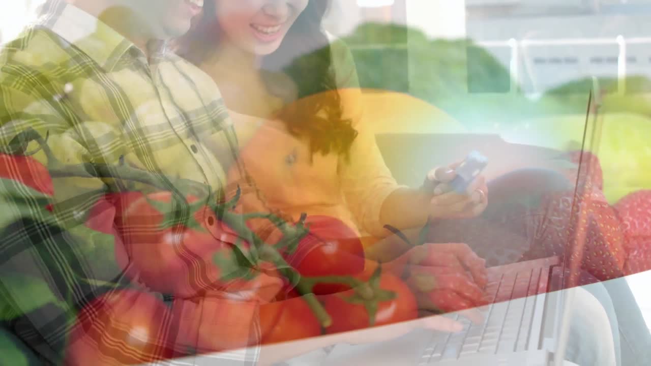 pareja caucásica en distanciamiento social comprando en línea en casa