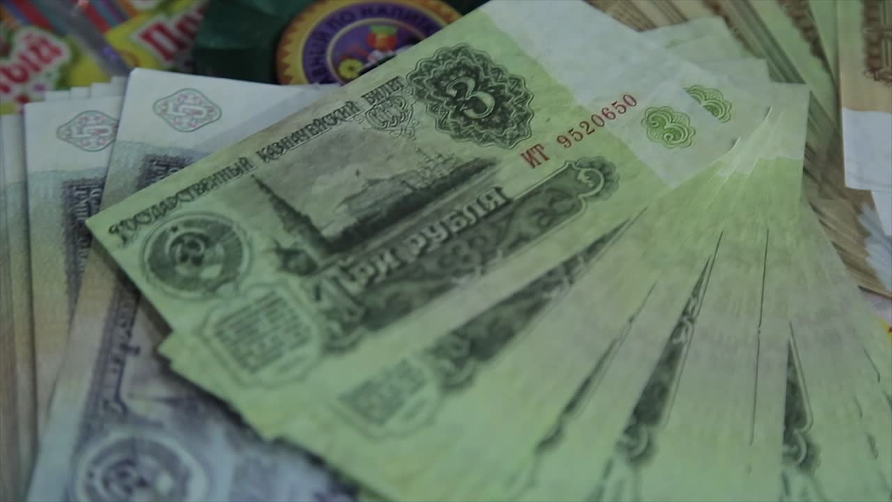 오래된 러시아 루블의 어리