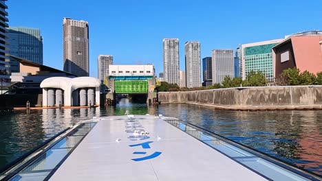 타케시바 조류 지역 수역에 들어가는