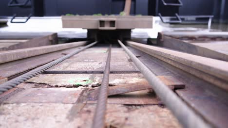 Power-cables-slowly-launching-a-boat-into-the-water-at-the-docks