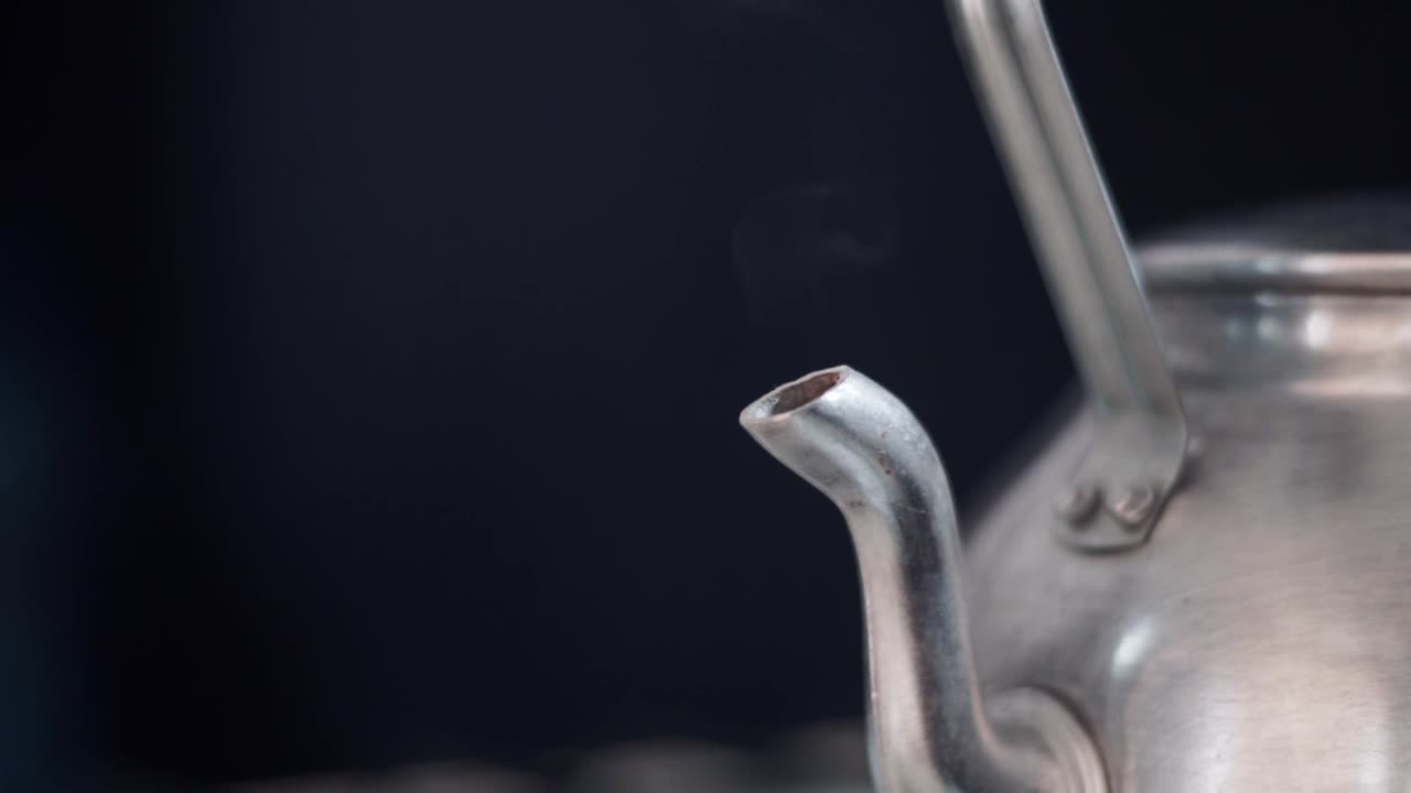 やかんから出る蒸気