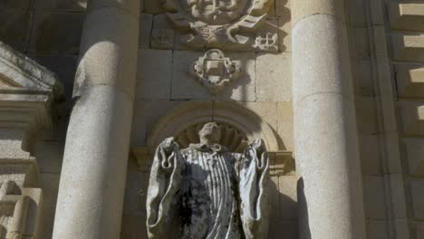 statues-and-shields-of-the-Monastery-of-Santo-Estevo-de-Ribas-de-Sil,-Nogueira-de-Ramuin,-Ourense,-Galicia,-Spain-RIBEIRA-SACRA