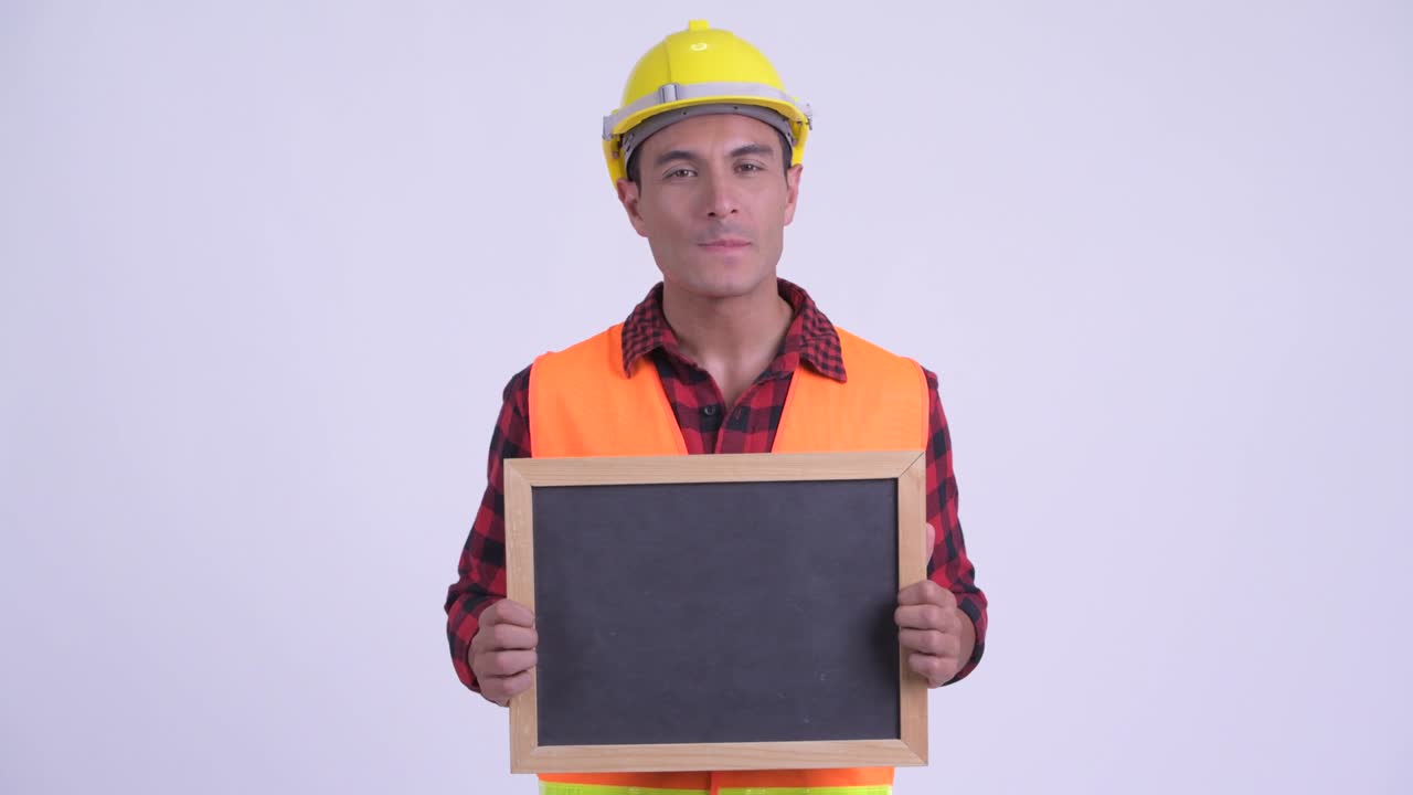 젊은 잘생긴 히스패닉 남자 건설 노동자