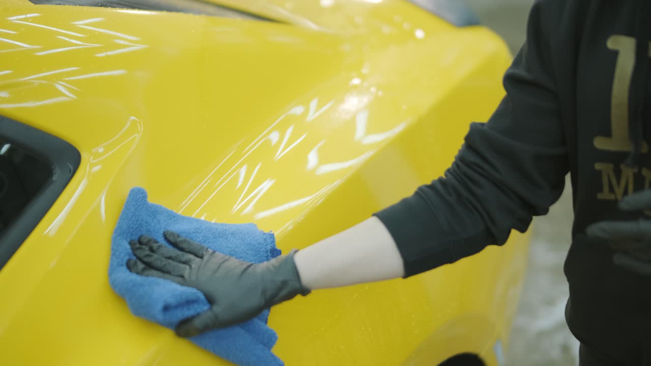 Professional Car Detailing – Washing, Ceramic Coating, and Interior Cleaning