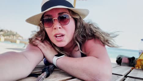 live from athens beach: vlogger's summer update
