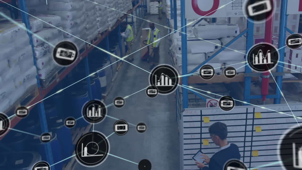 animación de una red de iconos sobre un trabajador afroamericano tirando de un camión de paletas en un almacén