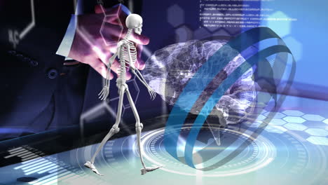 animación del cerebro humano y el esqueleto y el procesamiento de datos sobre el hombre de negocios caucásico