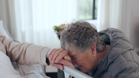 Kranker,-Weinender-Und-älterer-Patient