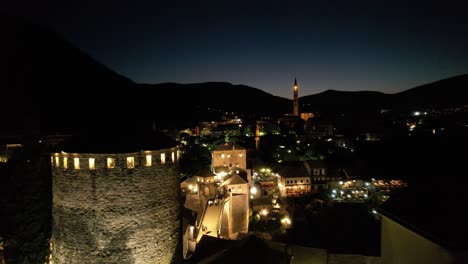 Arquitectura-Otomana-Histórica-Nocturna