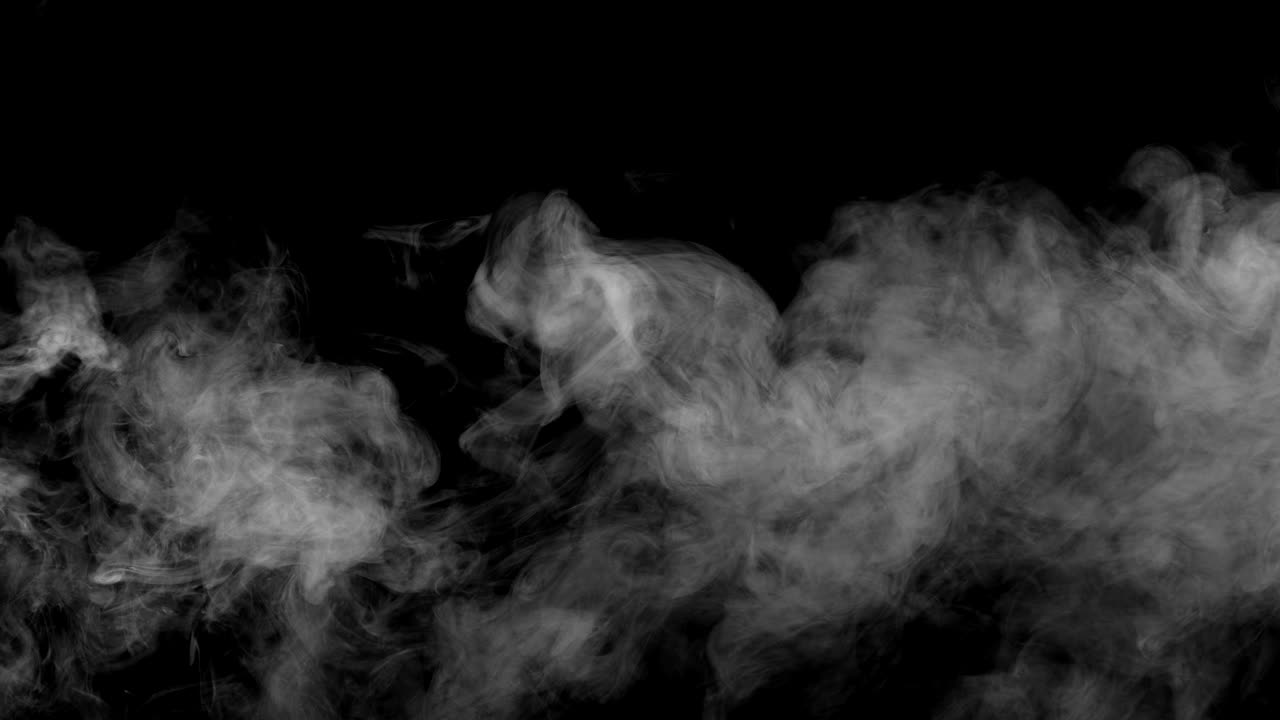 la cortina de humo fluye lentamente.