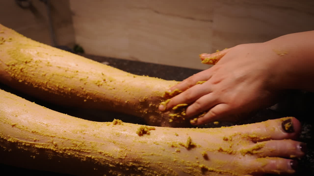 몸 스크럽 마사지