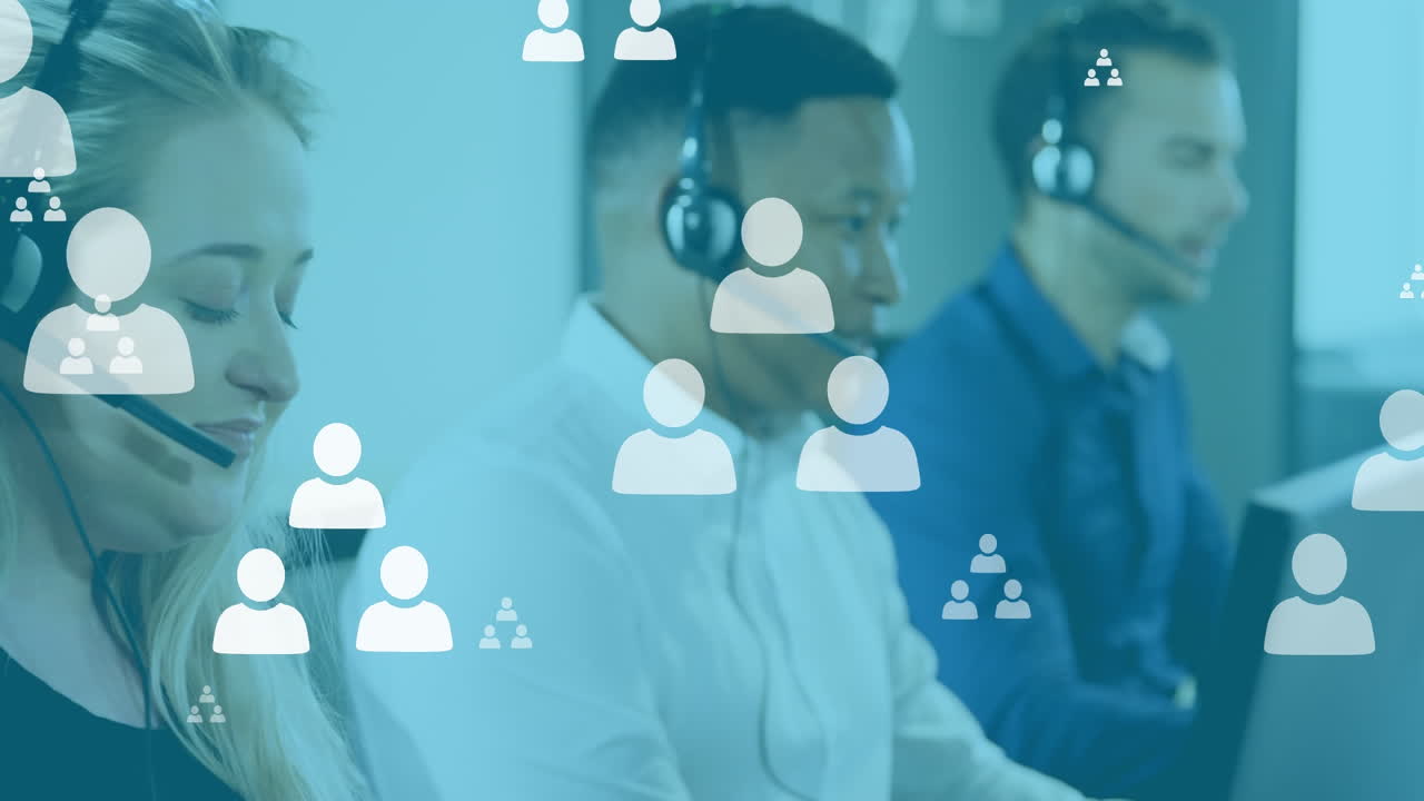 animación de iconos de personas en línea sobre diversas personas de negocios que usan auriculares de teléfono