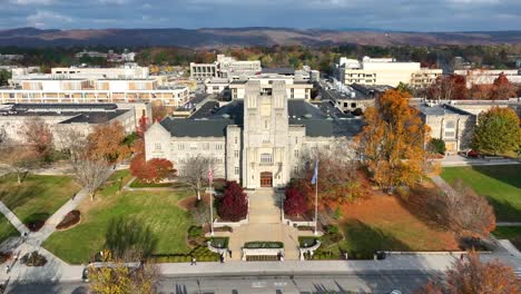 burruss hall at virginia tech